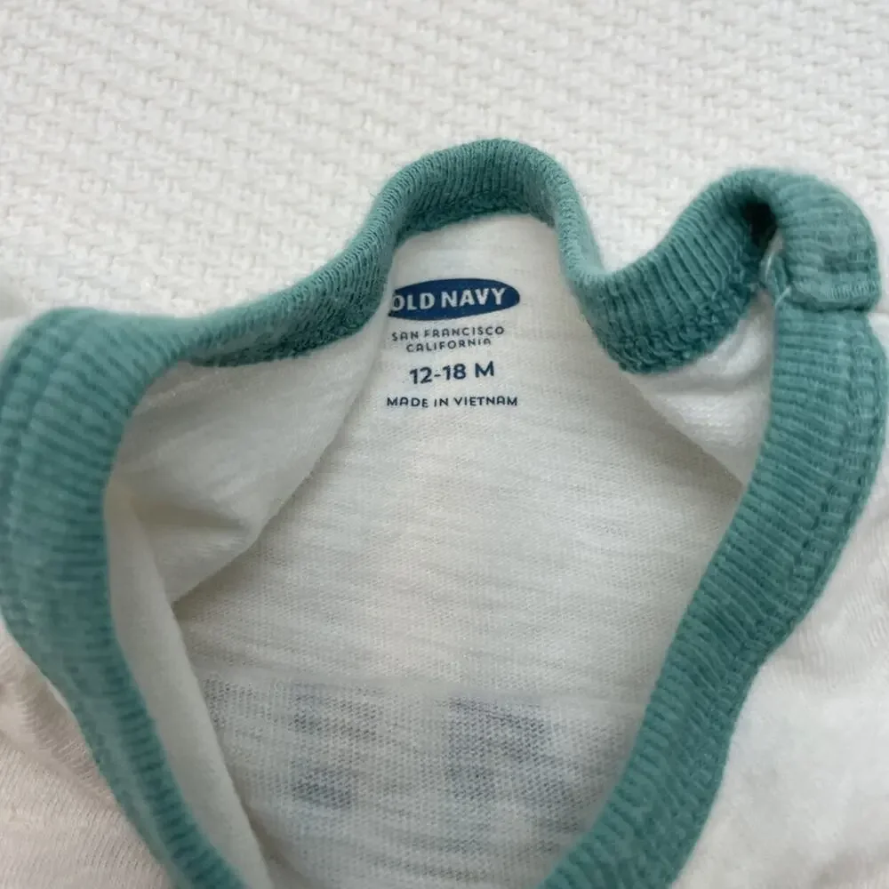 Old Navy Make Way For Great Things Tee